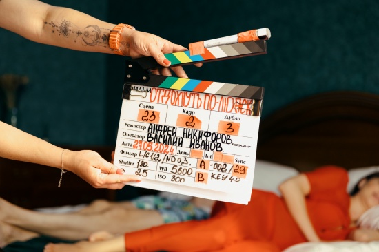 Премьера фильма «Отдохнуть по-людски» с Мариной Федункив и Настасьей Самбурской смотреть крупнее Премьера фильма «Отдохнуть по-людски» с Мариной Федункив и Настасьей Самбурской