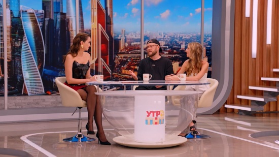 «Все мое творчество посвящено моей любимой»: Владимир Селиванов рассказал в «УТРО.ТНТ» о шоу «Большой куш. Бангкок» и съёмках в сериале «Менталистка» смотреть крупнее «Все мое творчество посвящено моей любимой»: Владимир Селиванов рассказал в «УТРО.ТНТ» о шоу «Большой куш. Бангкок» и съёмках в сериале «Менталистка»