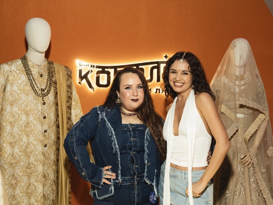 Болливуд на подиуме: ТНТ представил костюмы из фильма «Королёк моей любви» на Московской неделе моды