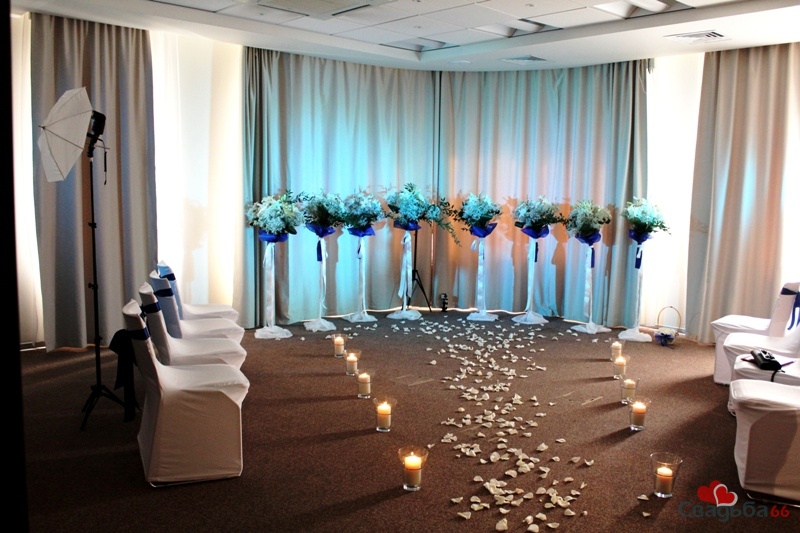 Свадьба в Novotel Екатеринбург Центр фото 26 смотреть Свадьба в Novotel Екатеринбург Центр фото 26 превью